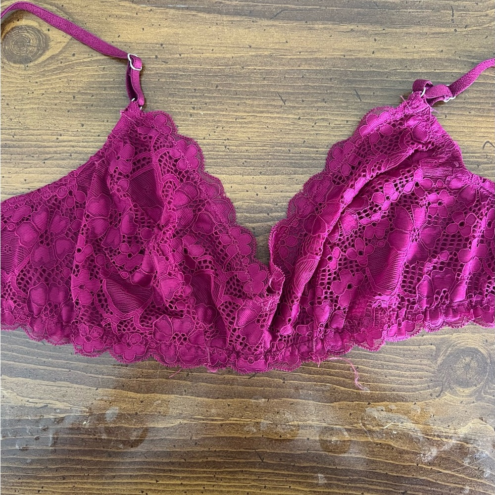 Coobie Bra Wireless Lace Bralette Large